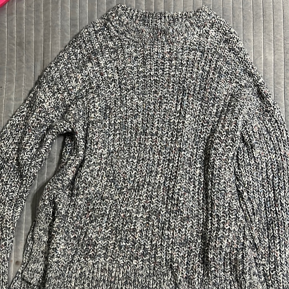 Women’s sweater
